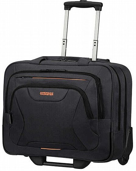 ��� �� ������ ����� ���� 15.6 AMERICAN TURISTER