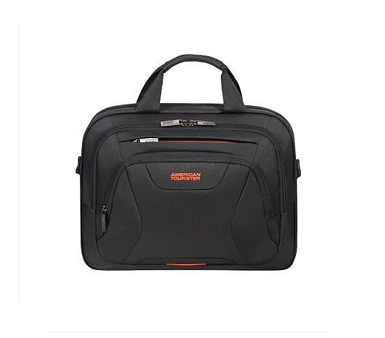 ��� �� ����� 15.6 AMERICAN TURISTER 