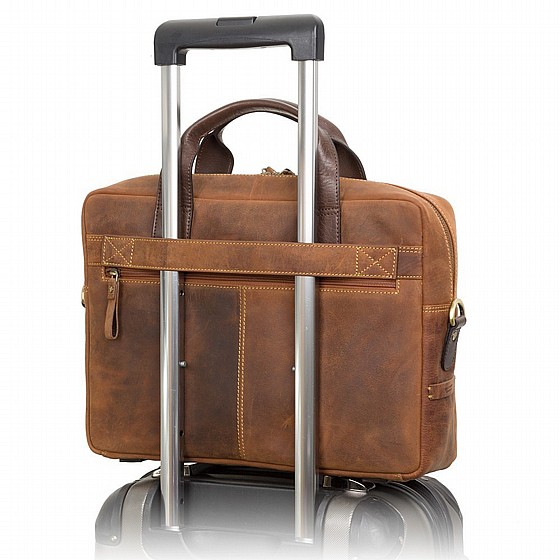 ��� ����� 13 ���� | ��� HUGO TUSCANA